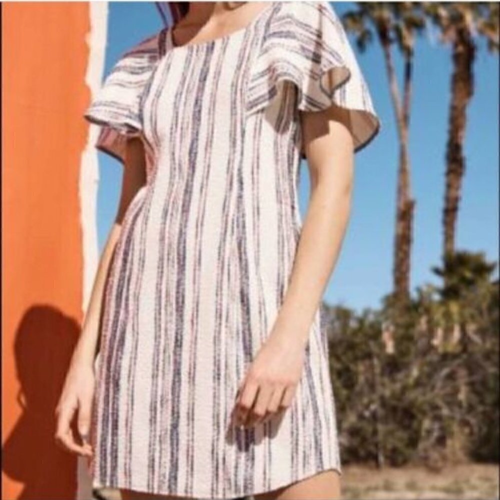 akemi + kin Anthropologie jovanie flutter sleeve textured dress size S